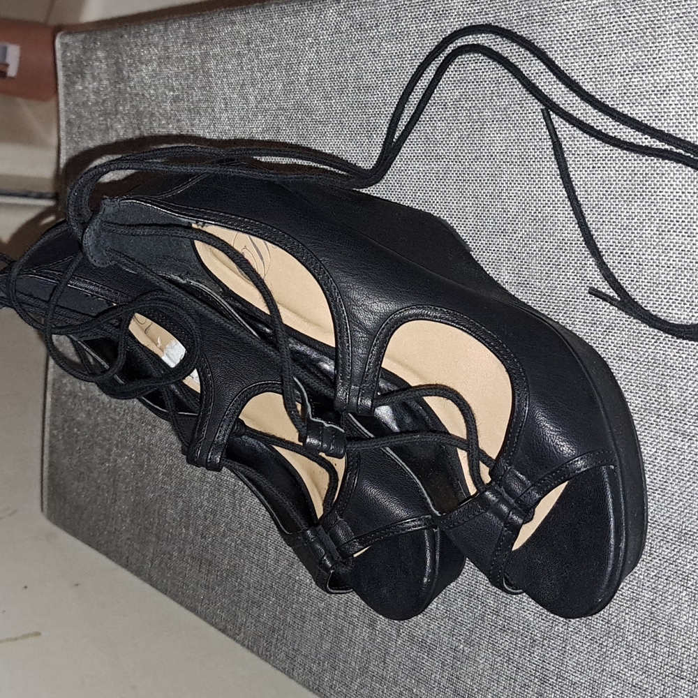 D❤ Black Wedge Leather Heels 7.5. Lace up the ankles. Like new!